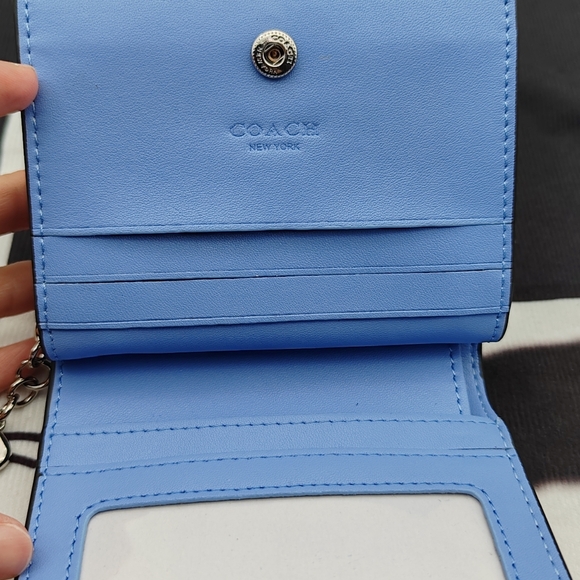 Coach Wallet - Picture 5 of 6